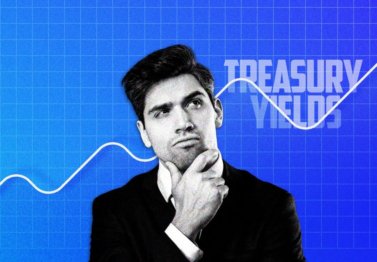 Investors Eye Safe 5% Returns as Bond Strategies Gain Popularity