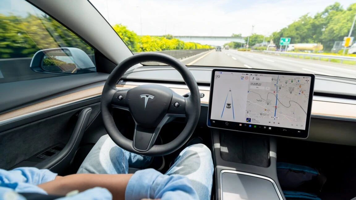 Tesla's Cybertruck Sales Plummet Amidst Underwhelming Q3 Performance
